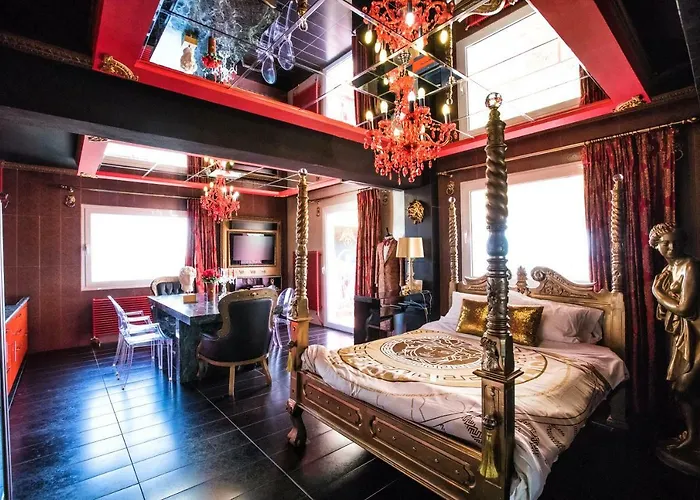 Luxury - Free Parking