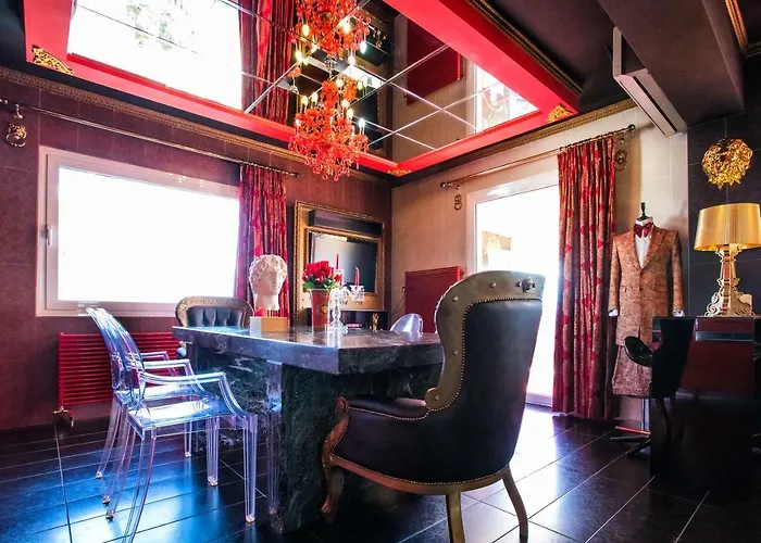 Luxury - Free Parking * Dráma