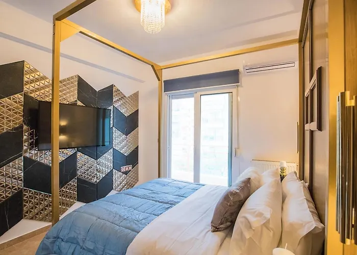 Luxury - Free Parking